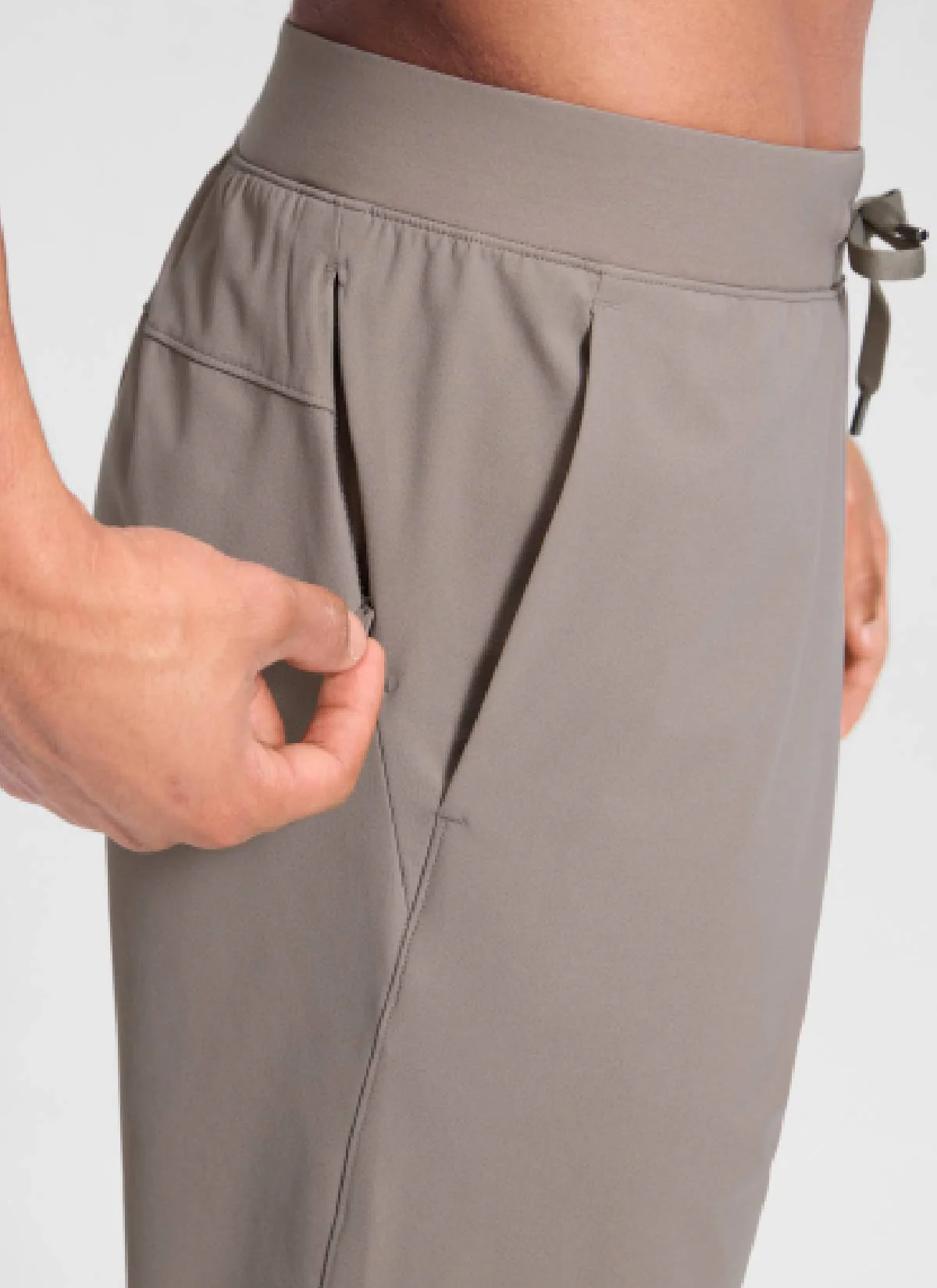 Workout Daily Pocket Sweatpant 30" - Image 4