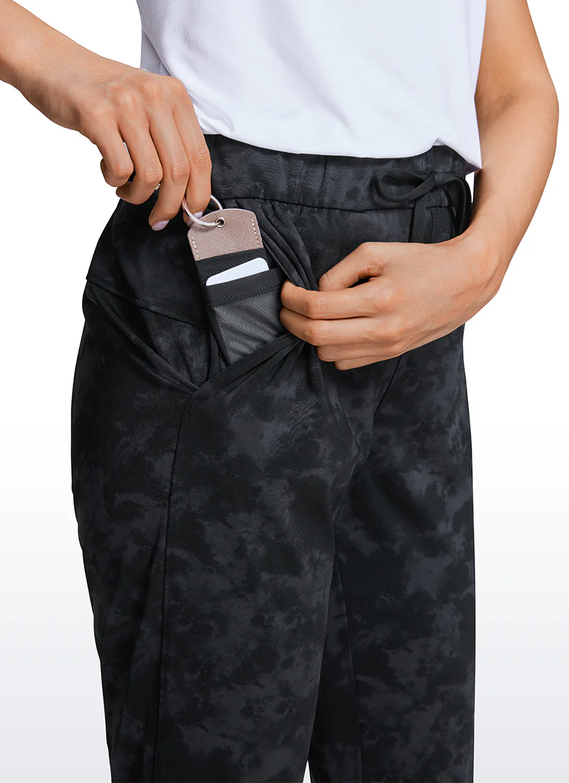 Stretch Cropped Pocket Pant 23'' - Image 10