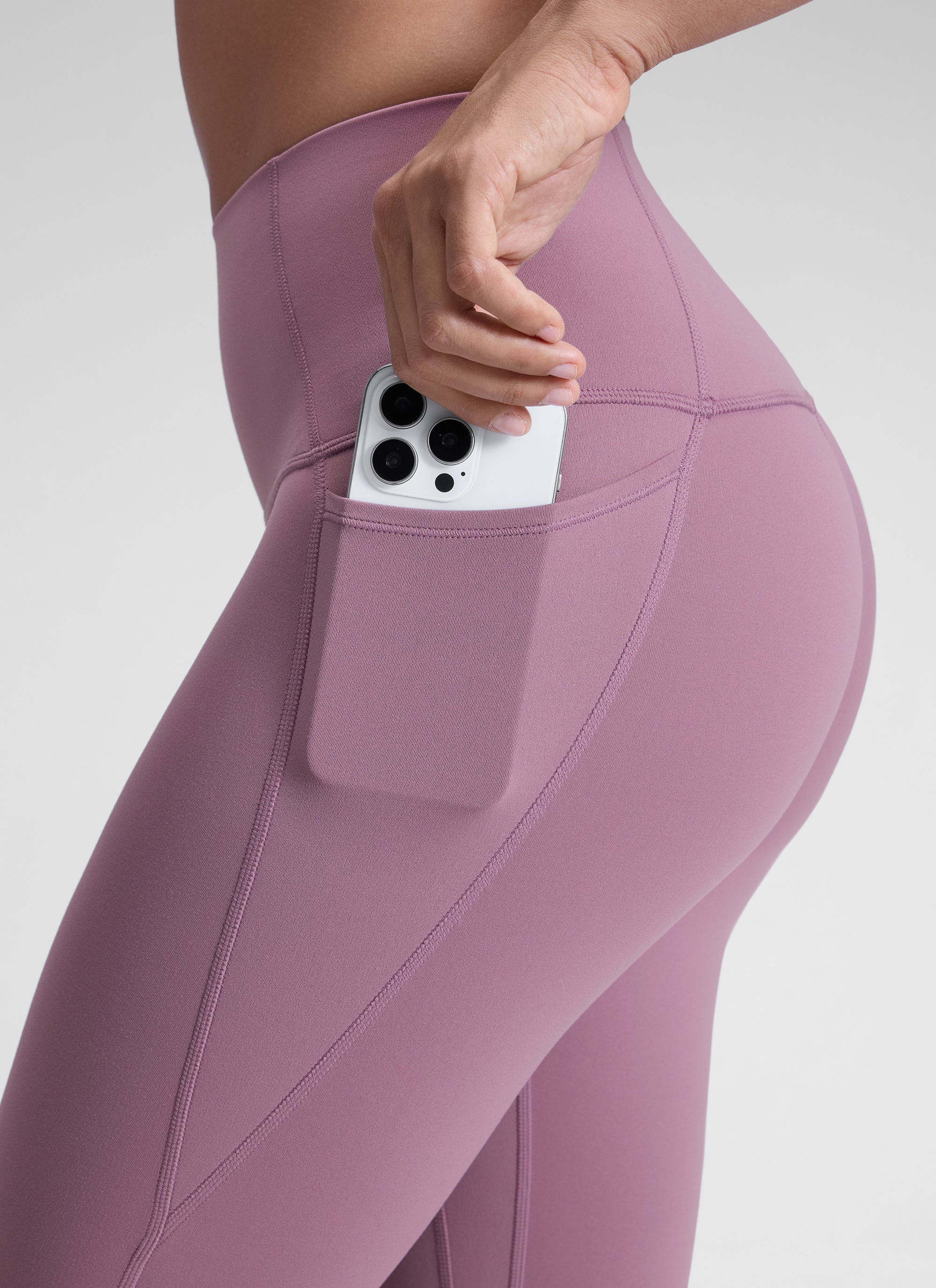 Butterluxe Pocket Legging 25'' - Image 11