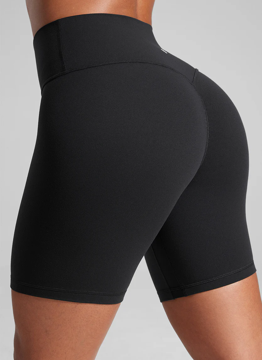 Secretsculpt™ No Front Seam Shorts 6'' - Image 10