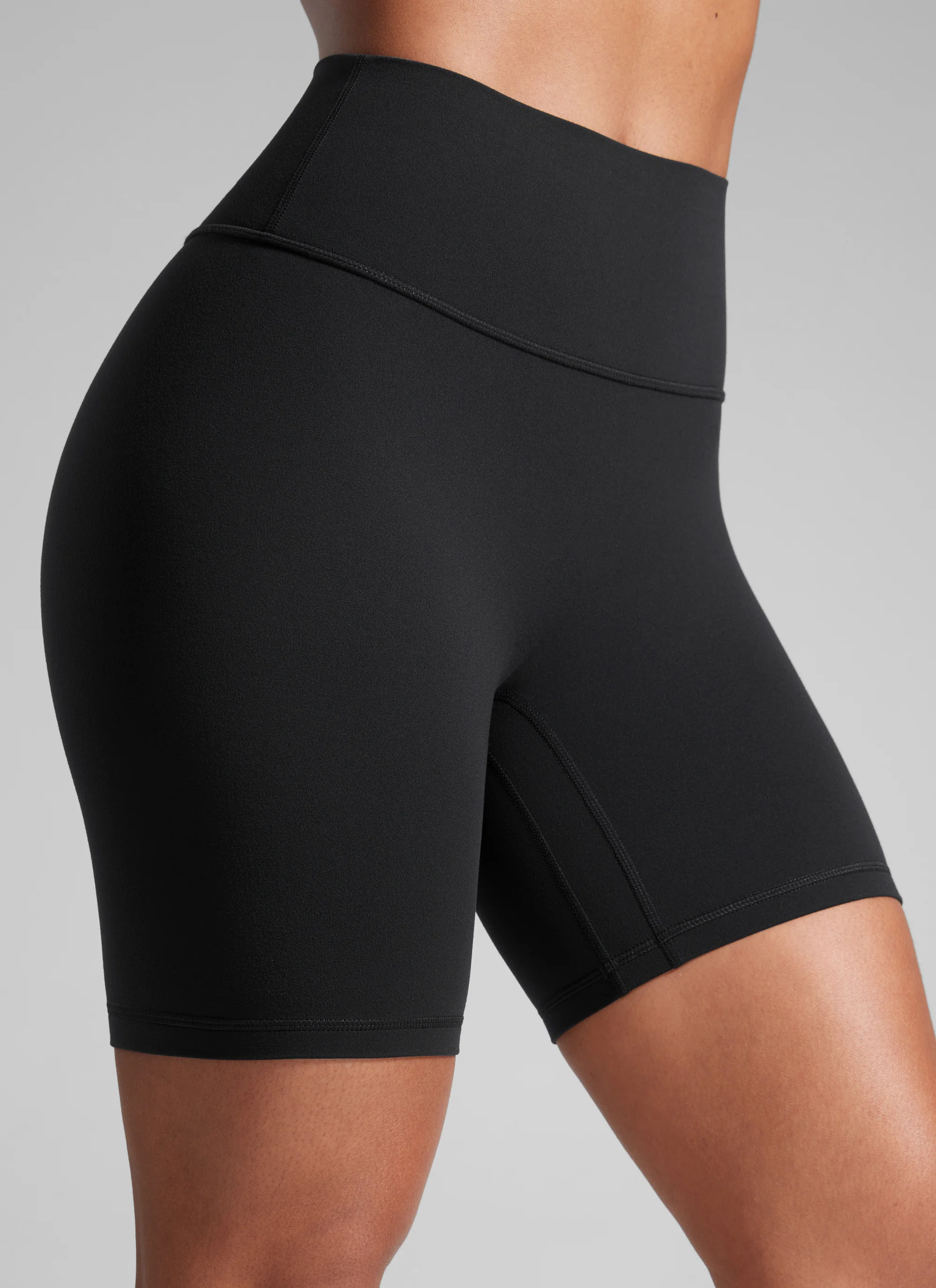 Secretsculpt™ No Front Seam Shorts 6'' - Image 7