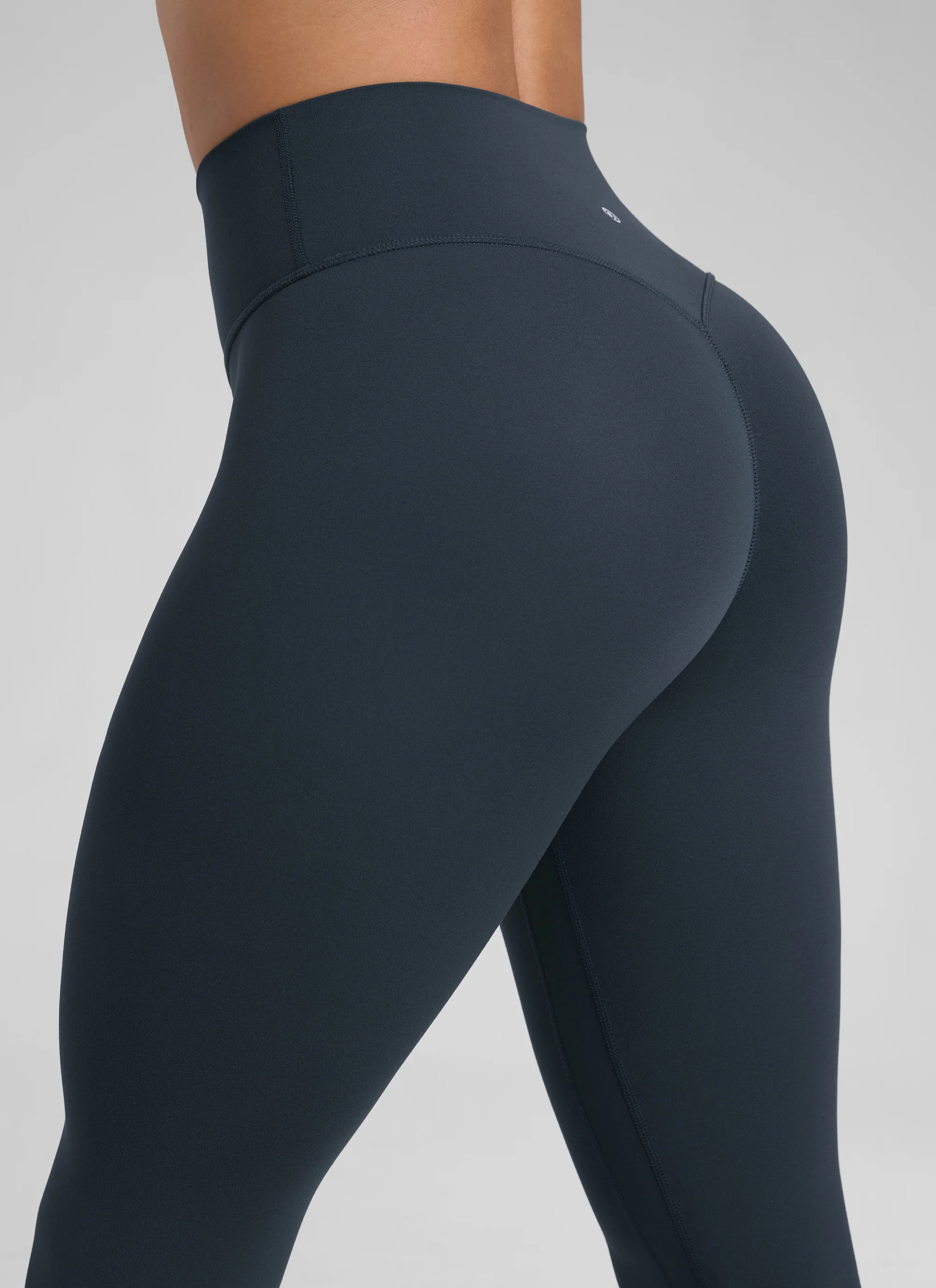 Secretsculpt™ No Front Seam Legging 25'' - Image 33