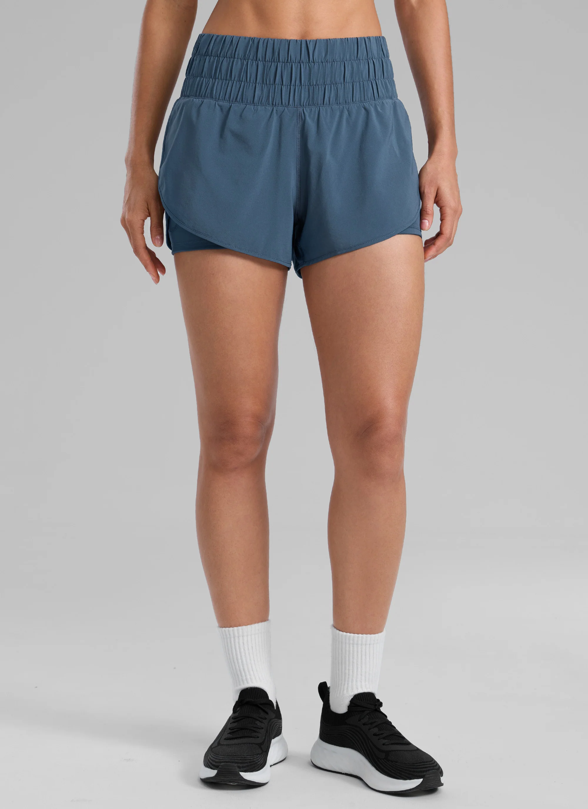 Feathery-Fit Soft  2 in 1 High Rise Shorts 3'' - Image 2
