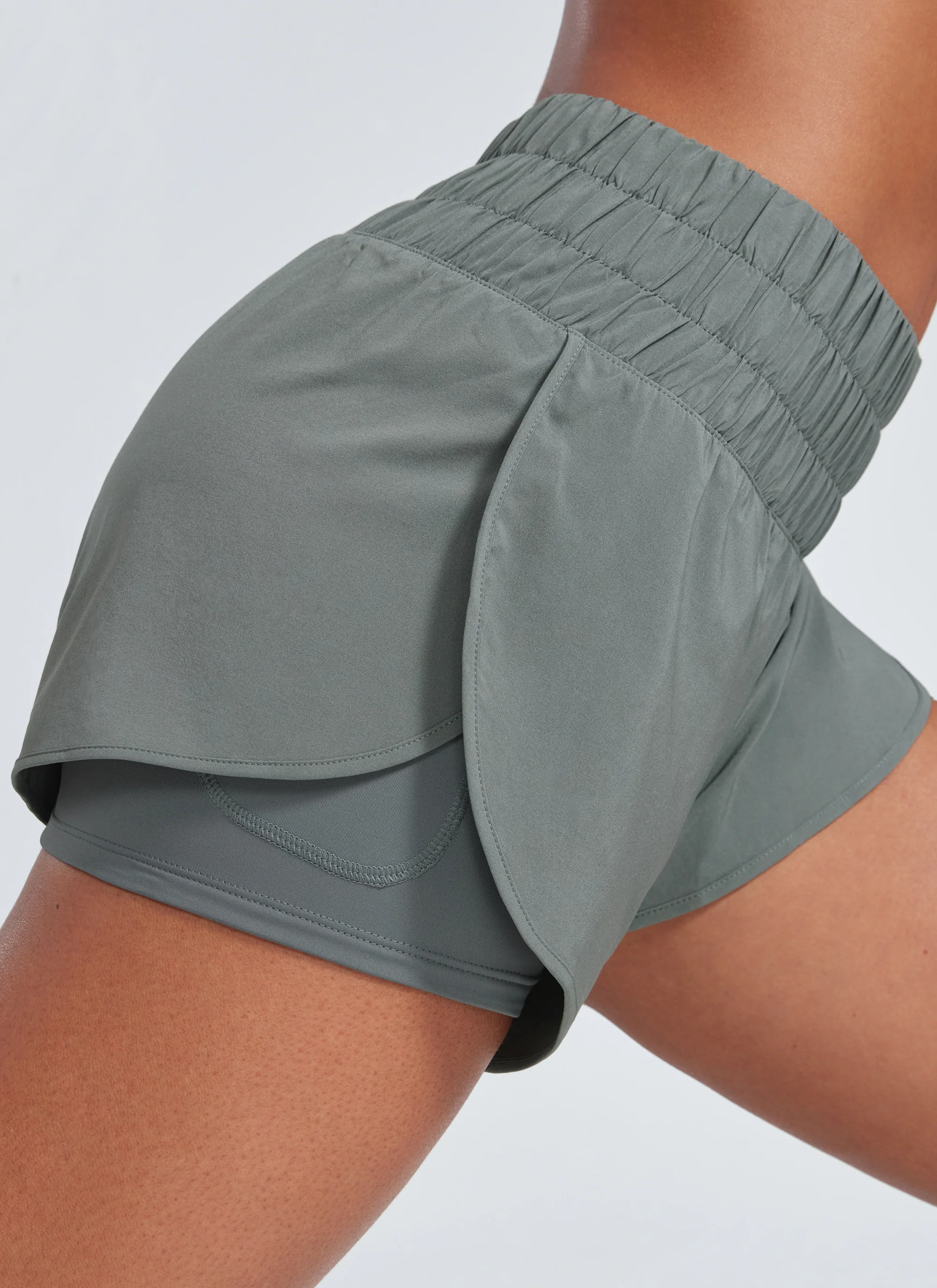 Feathery-Fit Soft  2 in 1 High Rise Shorts 3'' - Image 20