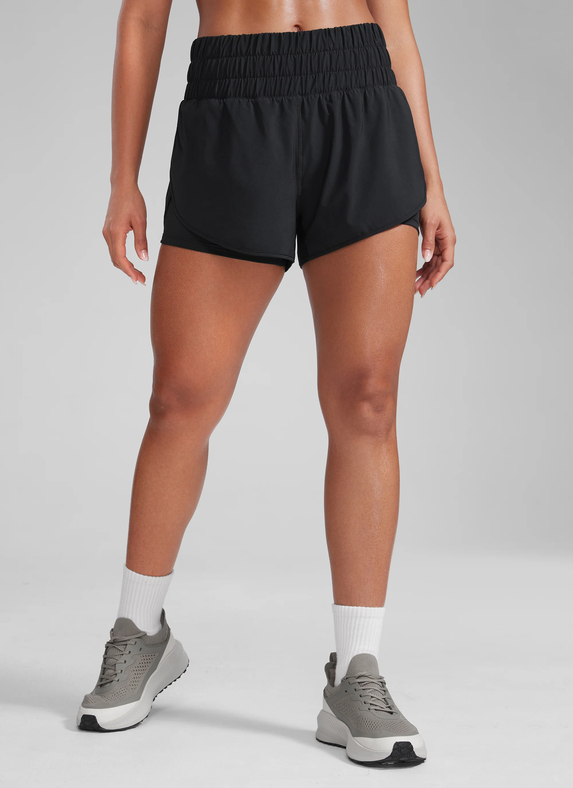 Feathery-Fit Soft  2 in 1 High Rise Shorts 3'' - Image 5
