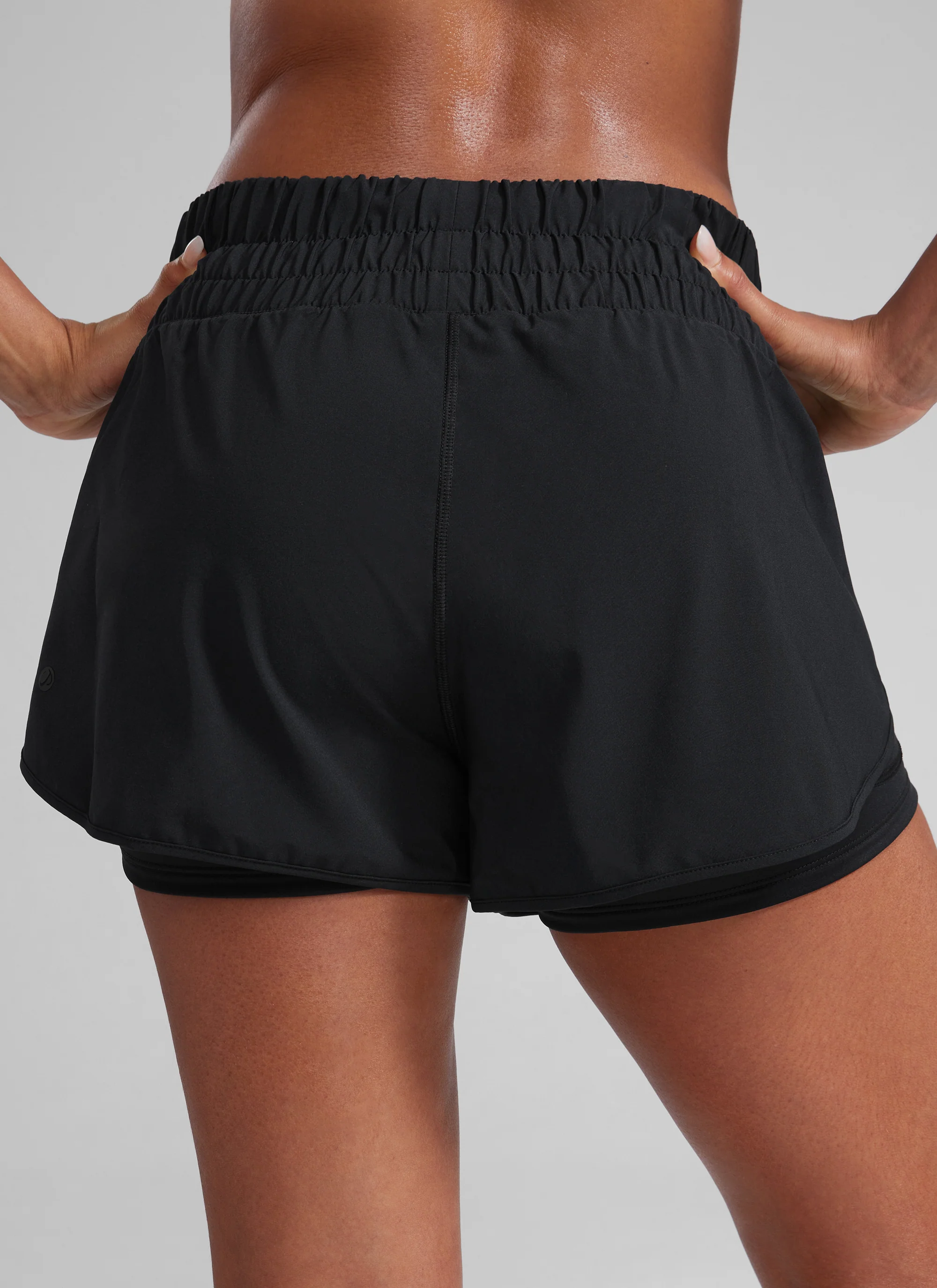 Feathery-Fit Soft  2 in 1 High Rise Shorts 3'' - Image 7