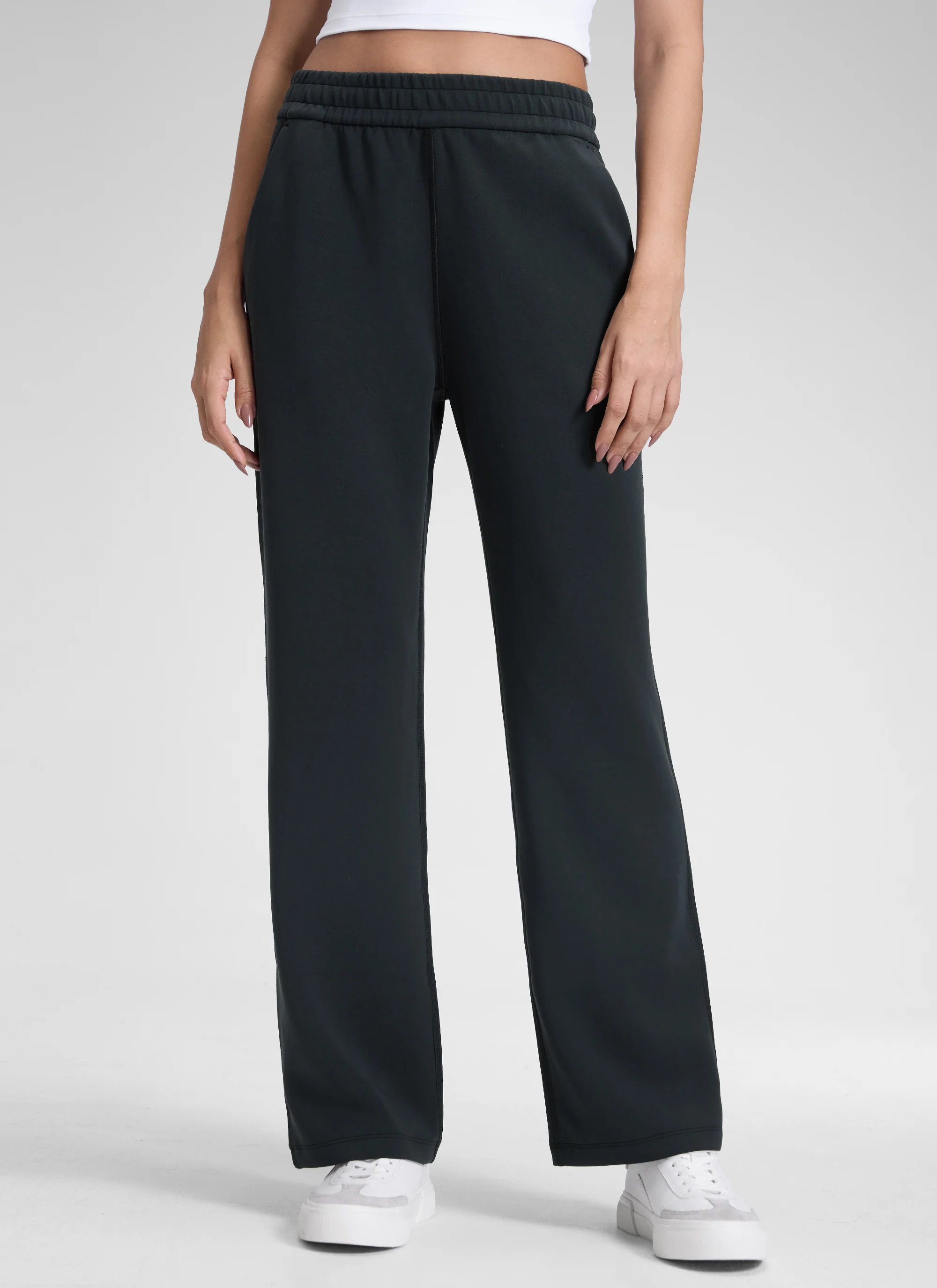 SoftAura High Rise Sweatpant 31'' - Image 10