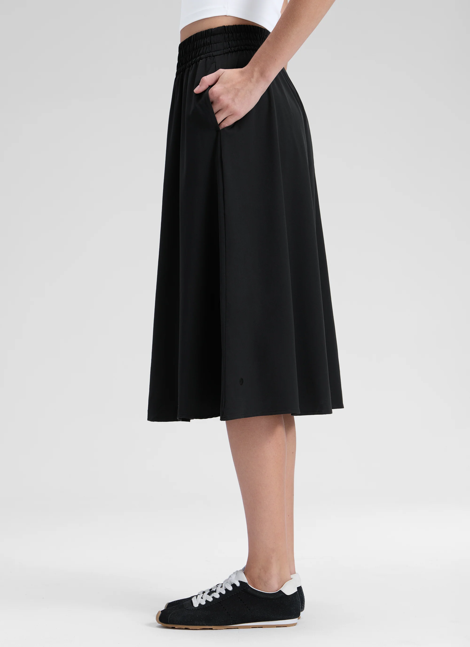 Feathery-Fit Stretchy Side Pocket Skirt - Image 9
