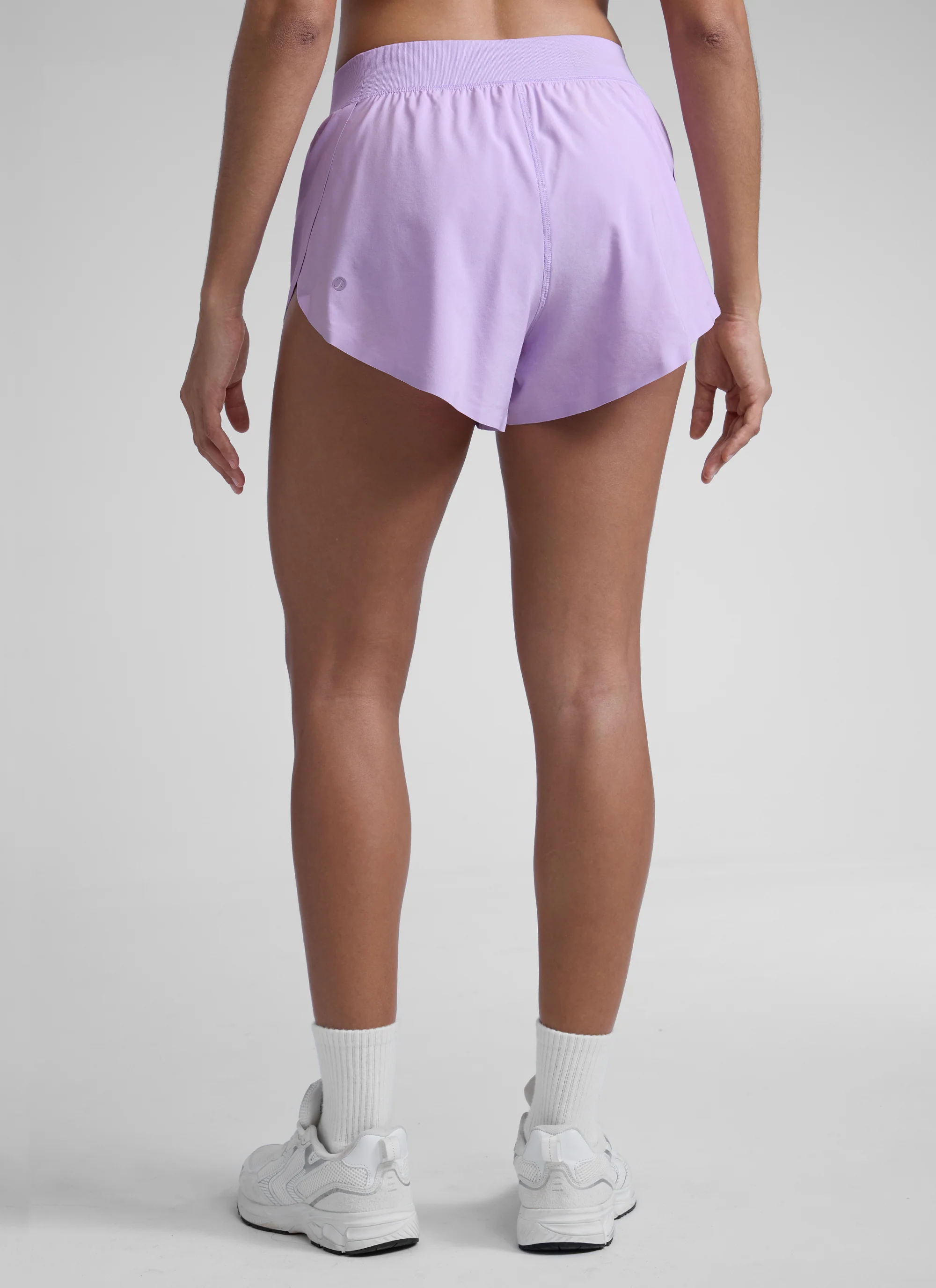 Feathery-Fit Soft Lined Mid Rise Shorts 4'' - Image 2