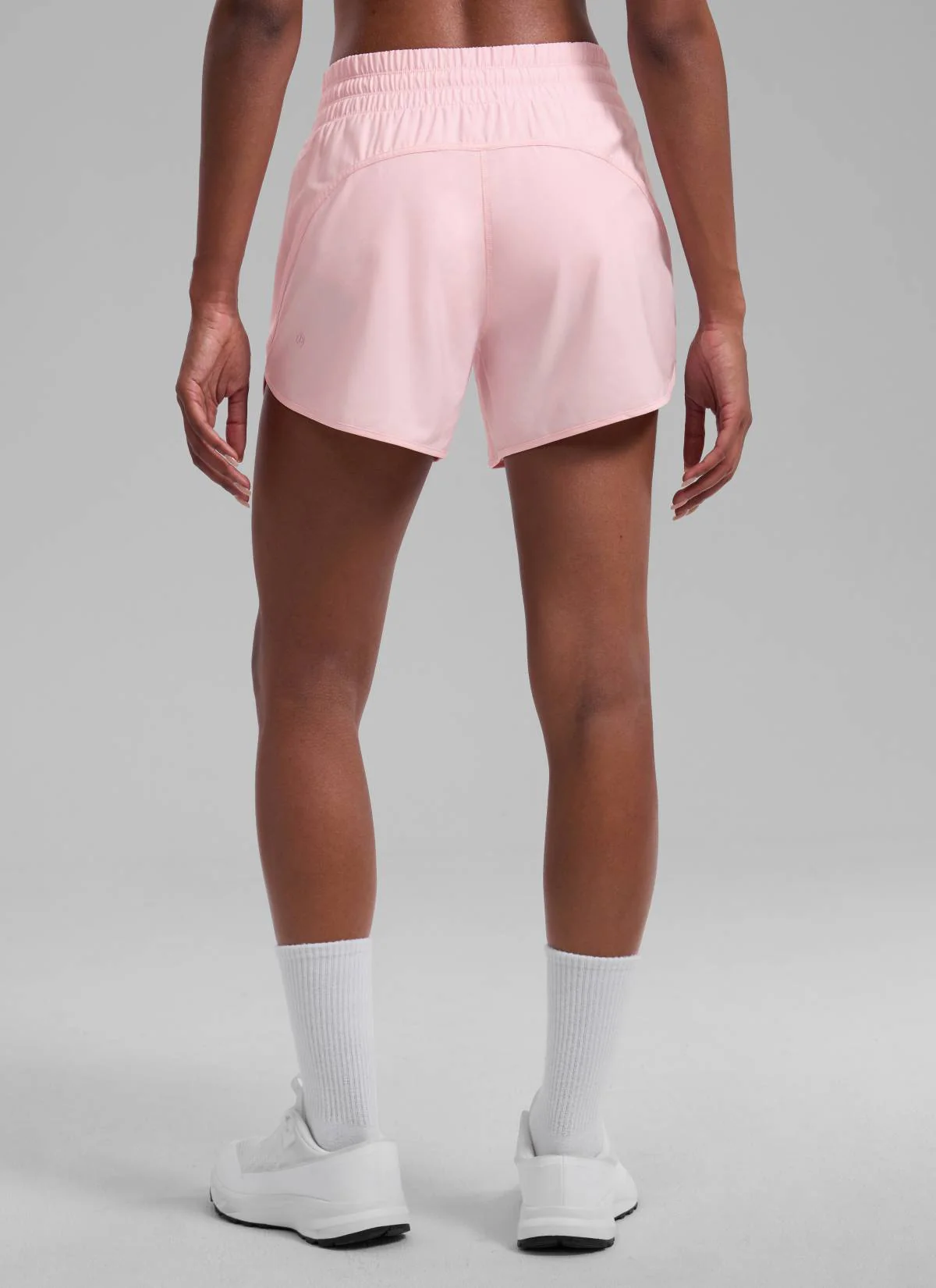 Feathery-Fit Soft Mid Rise Lined Shorts 5'' - Image 5