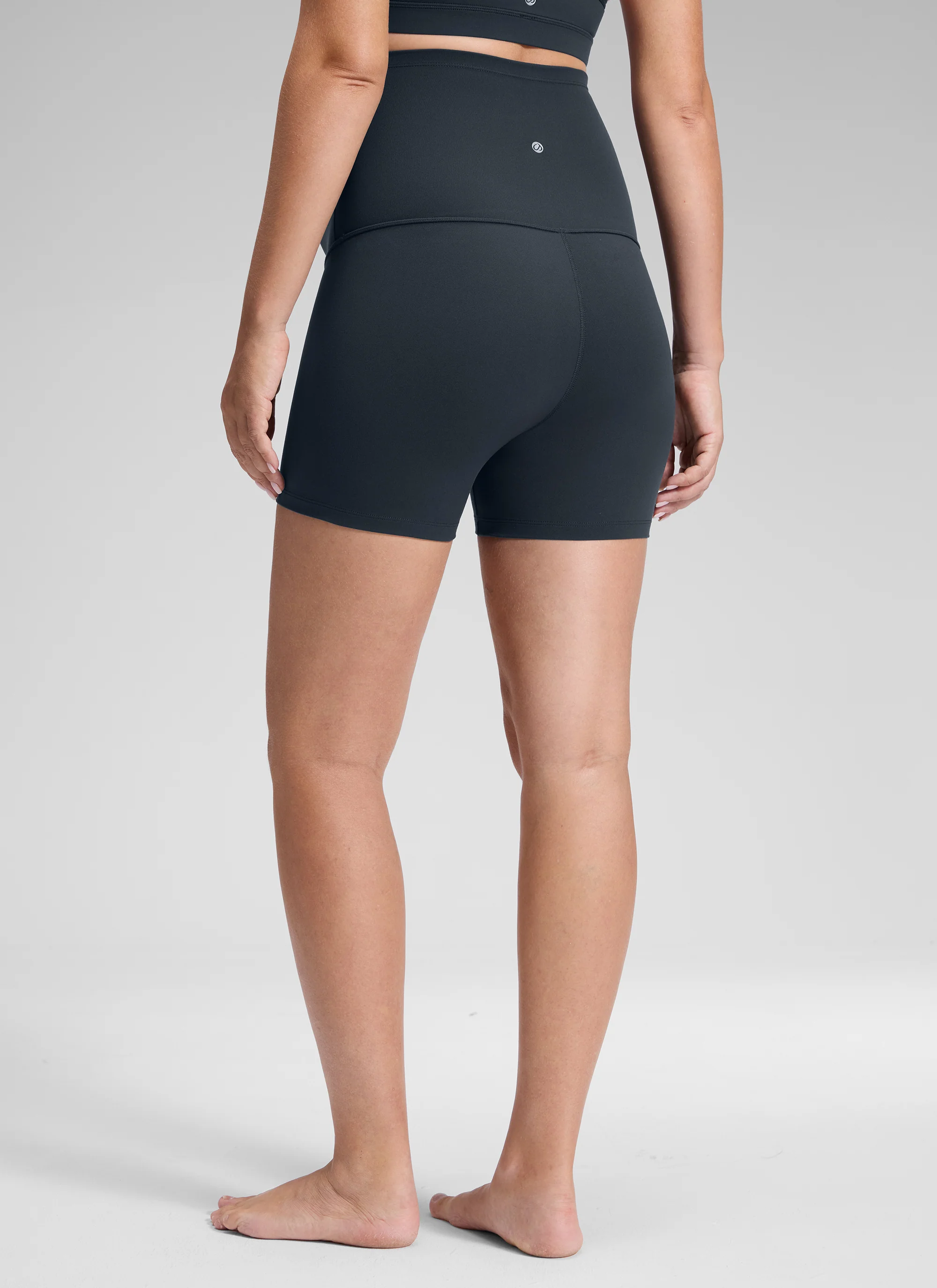 Butterluxe Maternity Origin Shorts 4'' - Image 23